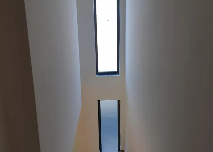 Villa S